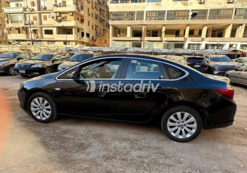 Opel Astra 2021 Black Automatic Used for Sale in Greater Cairo ( Cairo + Giza) - 2