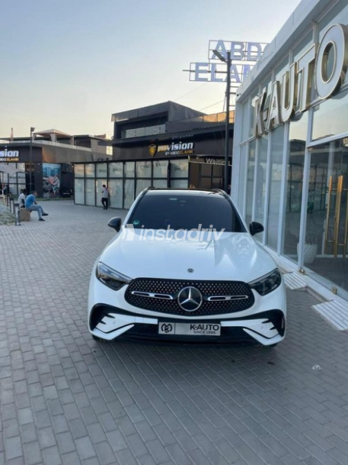 Mercedes GLC 300 2023 White Automatic Used for Sale in Sheikh Zayed City - 1