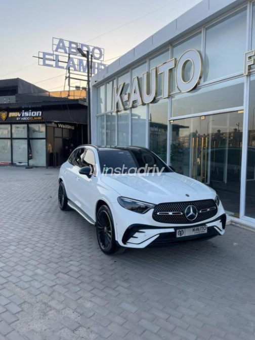 Mercedes GLC 300 2023 White Automatic Used for Sale in Sheikh Zayed City - 2