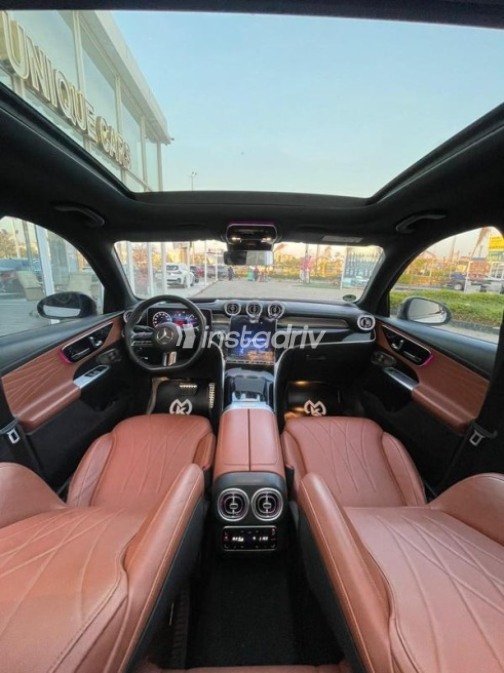 Mercedes GLC 300 2023 White Automatic Used for Sale in Sheikh Zayed City - 9