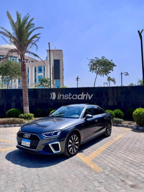 اودي A4 2022 فضي أوتوماتيك مستعملة للبيع في مدينة نصر - 2