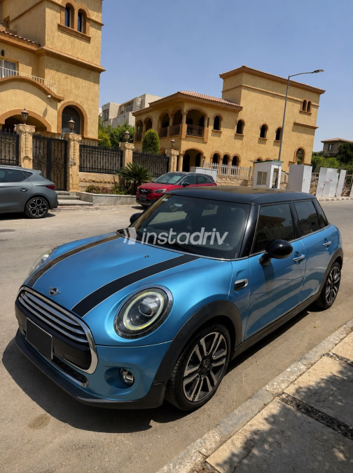 مينى كوبر F55 2019 أزرق أوتوماتيك مستعملة للبيع في القاهرة الكبرى ( القاهرة - الجيزة) - 3
