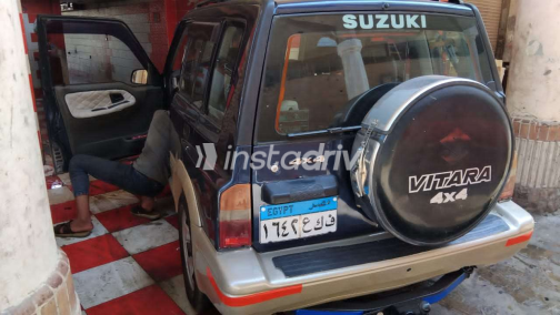 سوزوكى فيتارا 2002 أبيض أوتوماتيك مستعملة للبيع في القاهرة الكبرى ( القاهرة - الجيزة) - 10