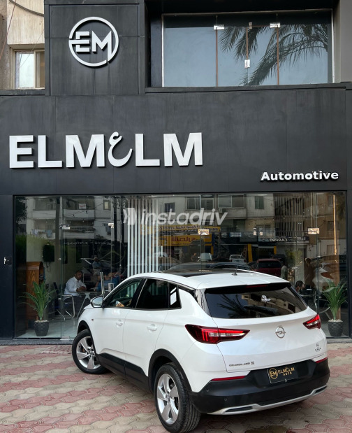 Opel Grandland 2021 White Automatic Used for Sale in Greater Cairo ( Cairo + Giza) - 1