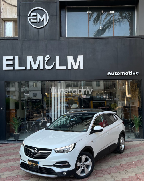 Opel Grandland 2021 White Automatic Used for Sale in Greater Cairo ( Cairo + Giza) - 10