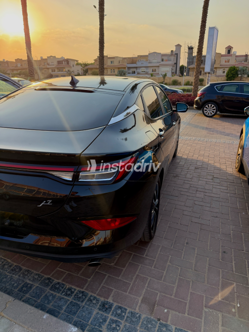 جاك J7 2022 أسود أوتوماتيك مستعملة للبيع في القاهرة الكبرى ( القاهرة - الجيزة) - 3