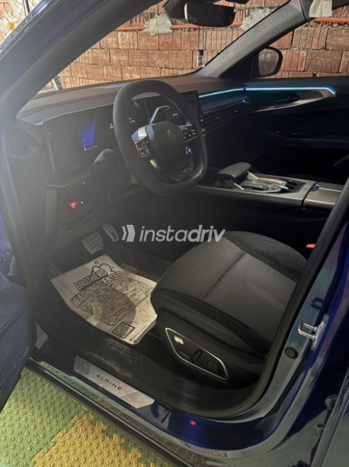 Renault Austral 2025 Blue Automatic Used for Sale in Cairo - 5