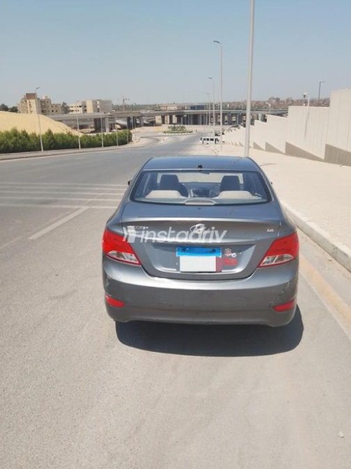 Hyundai Accent RB 2015 Gray Automatic Used for Sale in Giza - 8