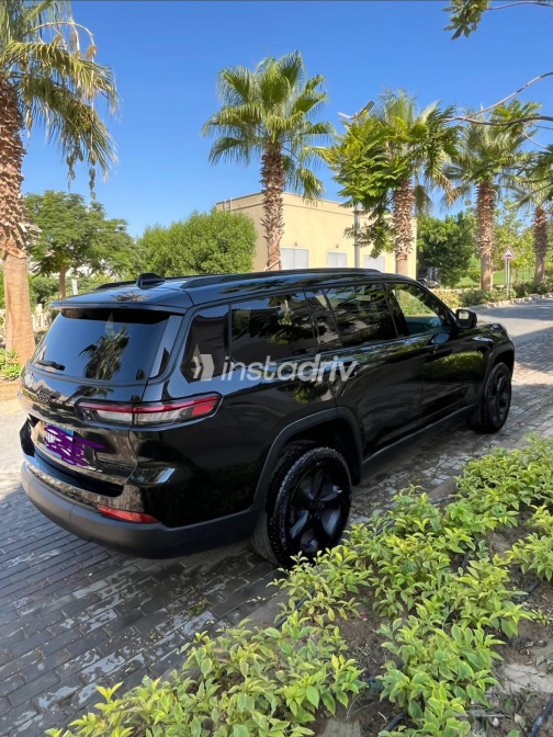Jeep Grand Cherokee 2023 Black Automatic Used for Sale in Greater Cairo ( Cairo + Giza) - 4