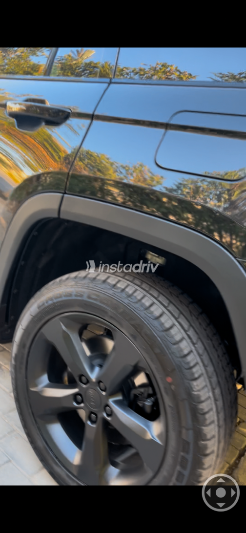 Jeep Grand Cherokee 2023 Black Automatic Used for Sale in Greater Cairo ( Cairo + Giza) - 6