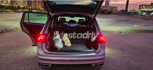 Volkswagen Tiguan 2024 Silver Automatic Used for Sale in Greater Cairo ( Cairo + Giza) - 4