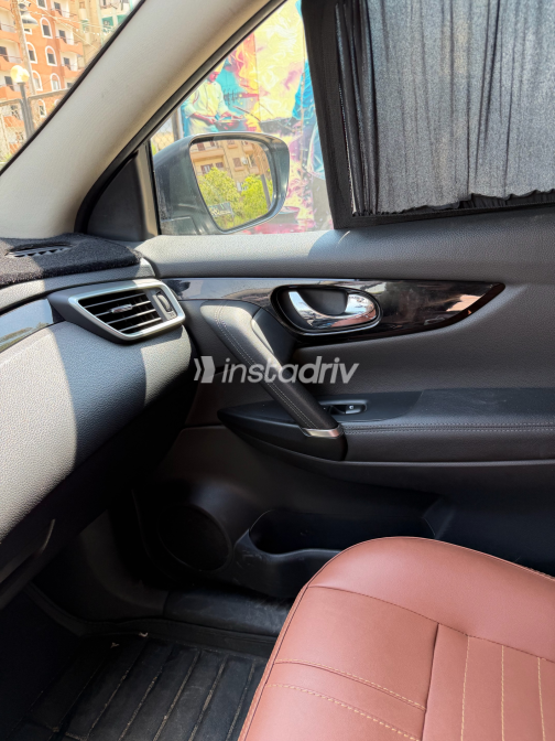 Nissan Qashqai 2018 Gray Automatic Used for Sale in Greater Cairo ( Cairo + Giza) - 4