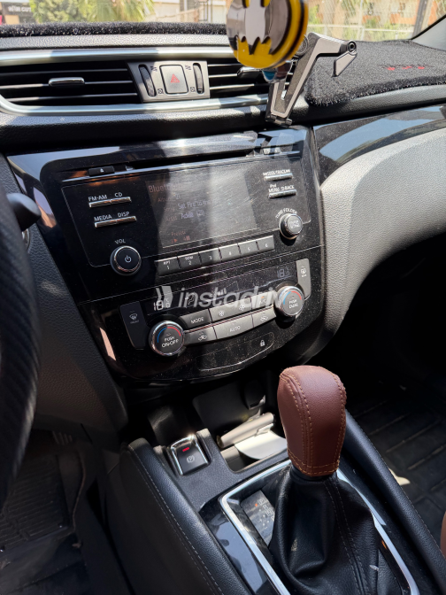 Nissan Qashqai 2018 Gray Automatic Used for Sale in Greater Cairo ( Cairo + Giza) - 5