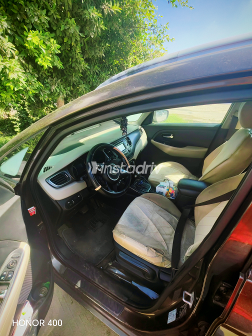 Kia Carens 2016 Brown Manual Used for Sale in Greater Cairo ( Cairo + Giza) - 6