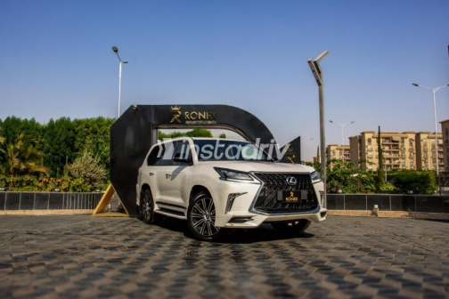 Lexus Lx 2020 White Automatic Used for Sale in Cairo - 1