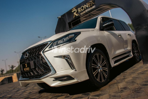 Lexus Lx 2020 White Automatic Used for Sale in Cairo - 6