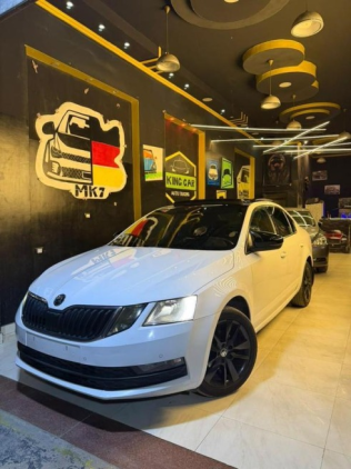 سكودا اوكتافيا A7 2020 أبيض أوتوماتيك مستعملة للبيع في المحلة