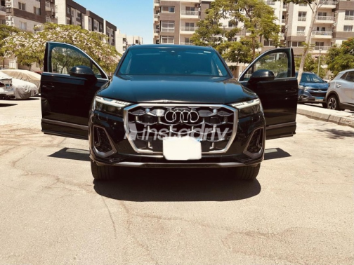 Audi Q7 2025 White Automatic Used for Sale in Greater Cairo ( Cairo + Giza) - 1