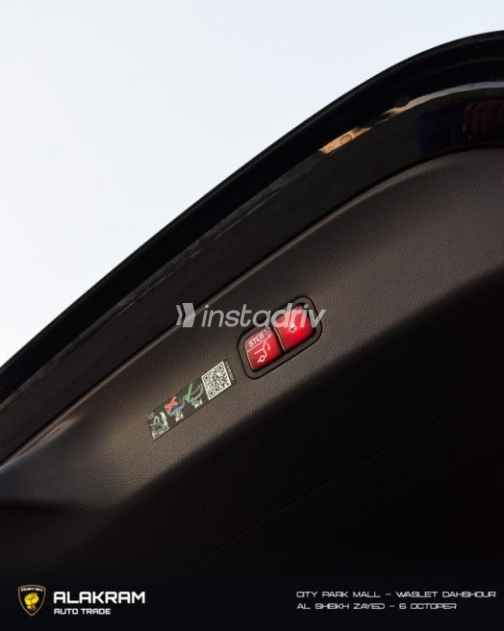 مرسيدس GLC 300 2025 أسود أوتوماتيك مستعملة للبيع في القاهرة - 6