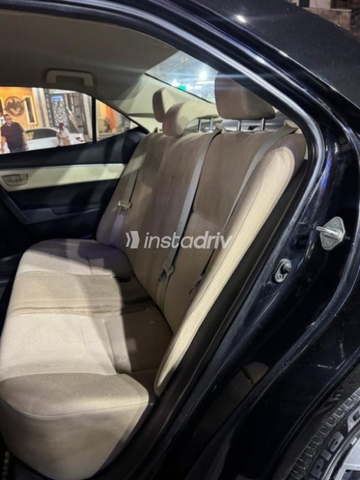 Toyota Corolla 2015 Black Automatic Used for Sale in Greater Cairo ( Cairo + Giza) - 5