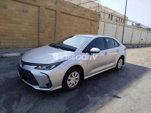 Toyota Corolla 2022 Silver Automatic Used for Sale in Obour City - 4