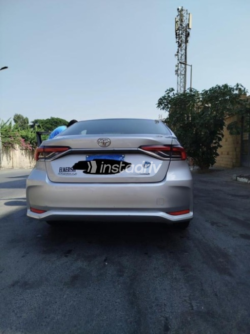 Toyota Corolla 2022 Silver Automatic Used for Sale in Obour City - 5
