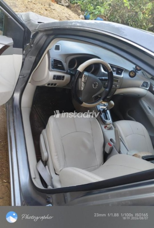 Nissan Sentra 2017 Silver Automatic Used for Sale in Greater Cairo ( Cairo + Giza) - 4