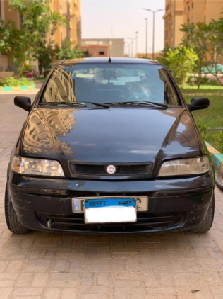 فيات باليو 2006 أزرق غامق أوتوماتيك مستعملة للبيع في القاهرة