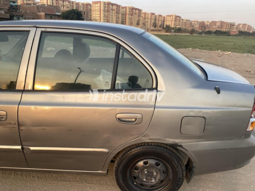Hyundai Verna 2014 Champagne Automatic Used for Sale in Cairo - 3