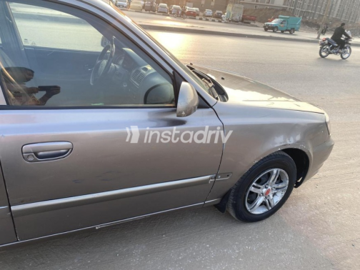 Hyundai Verna 2014 Champagne Automatic Used for Sale in Cairo - 6