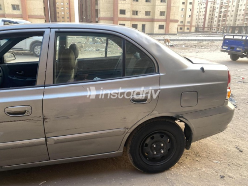 Hyundai Verna 2014 Champagne Automatic Used for Sale in Cairo - 9