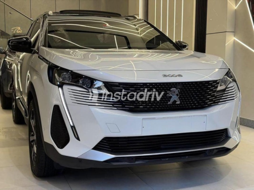 Peugeot 3008 2023 White Automatic Used for Sale in Nasr city - 5