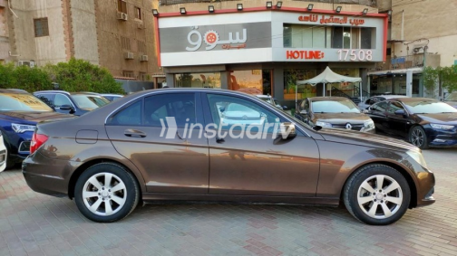 مرسيدس C 180 2014 بني أوتوماتيك مستعملة للبيع في المعادى - 3