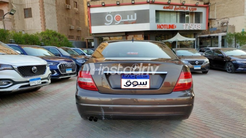 مرسيدس C 180 2014 بني أوتوماتيك مستعملة للبيع في المعادى - 4