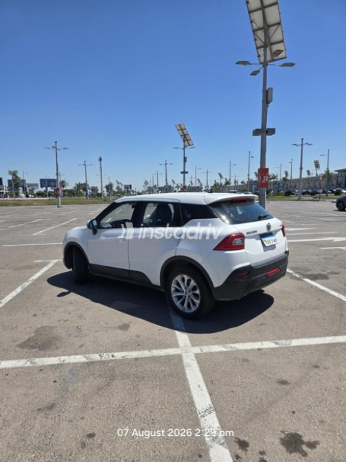Brilliance V3 2018 White Automatic Used for Sale in Greater Cairo ( Cairo + Giza) - 5