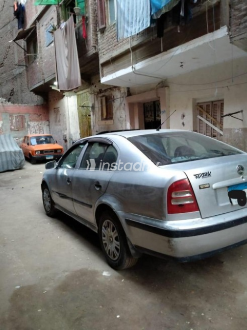 سكودا اوكتافيا A4 2000 فضي أوتوماتيك مستعملة للبيع في القاهرة الكبرى ( القاهرة - الجيزة) - 3