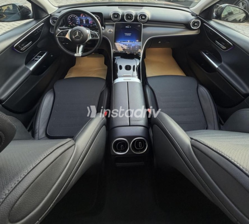 Mercedes C 180 2022 Black Automatic Used for Sale in Sheikh Zayed City - 8