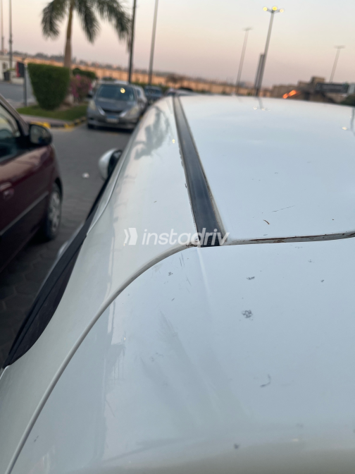 Nissan Juke 2014 White Automatic Used for Sale in Greater Cairo ( Cairo + Giza) - 9