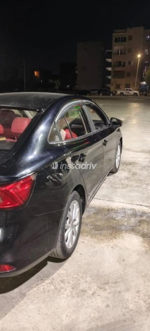 MG 5 2020 White Automatic Used for Sale in Greater Cairo ( Cairo + Giza) - 10