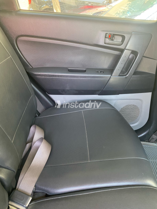 Daihatsu Terios 2011 Gray Automatic Used for Sale in Greater Cairo ( Cairo + Giza) - 5