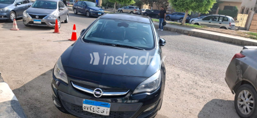 Opel Astra 2017 Black Automatic Used for Sale in Greater Cairo ( Cairo + Giza) - 10