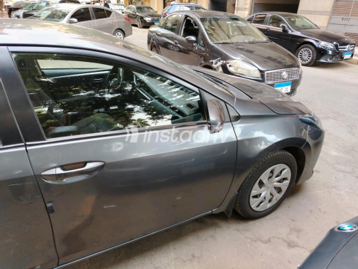 Toyota Corolla 2019 Dark Gray Automatic Used for Sale in Greater Cairo ( Cairo + Giza) - 7