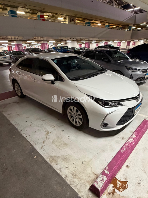 Toyota Corolla 2025 White Automatic Used for Sale in Greater Cairo ( Cairo + Giza) - 3