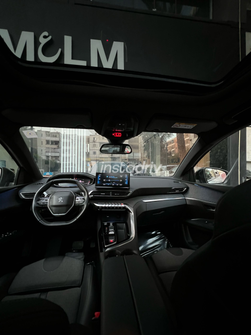 Peugeot 5008 2024 White Automatic Used for Sale in Greater Cairo ( Cairo + Giza) - 2
