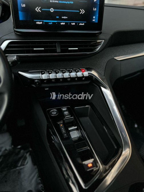 Peugeot 5008 2024 White Automatic Used for Sale in Greater Cairo ( Cairo + Giza) - 9
