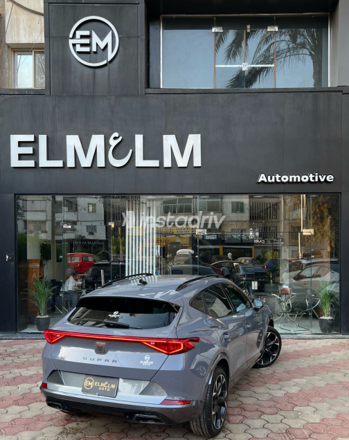 Cupra Formentor 2024 Gray Automatic Used for Sale in Greater Cairo ( Cairo + Giza) - 7