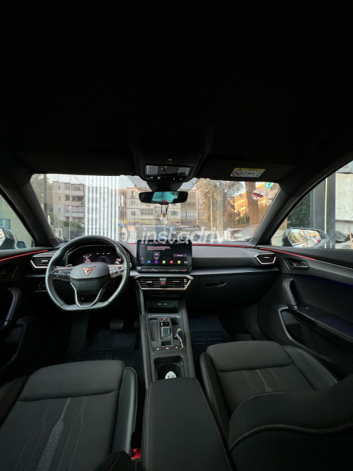 Cupra Formentor 2024 Gray Automatic Used for Sale in Greater Cairo ( Cairo + Giza) - 8