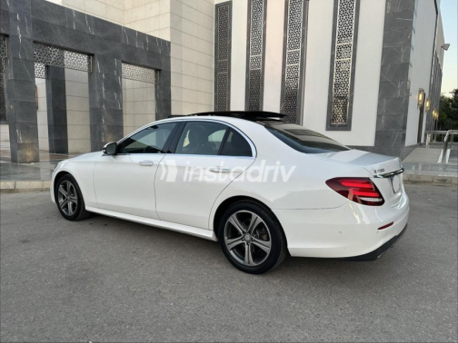 Mercedes E 200 AMG 2017 White Automatic Used for Sale in Madinaty - 2