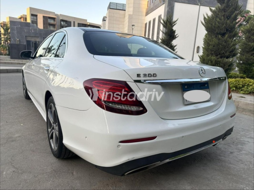 Mercedes E 200 AMG 2017 White Automatic Used for Sale in Madinaty - 3