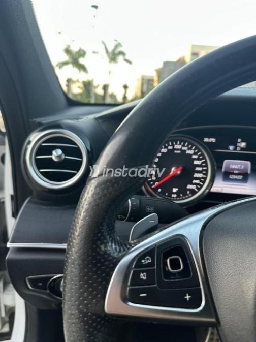 Mercedes E 200 AMG 2017 White Automatic Used for Sale in Madinaty - 10